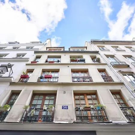 Superb 2 Bedroom Flat In Le Marais Neighborhood *